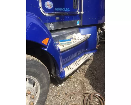 KENWORTH T660 CAB SKIRTSIDE FAIRING