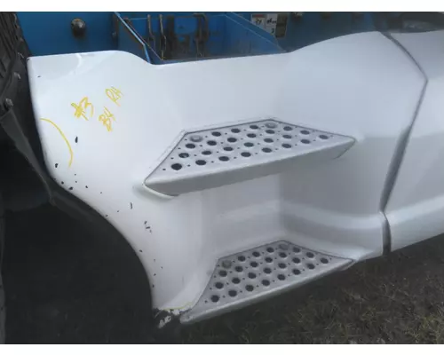 KENWORTH T660 CAB SKIRTSIDE FAIRING