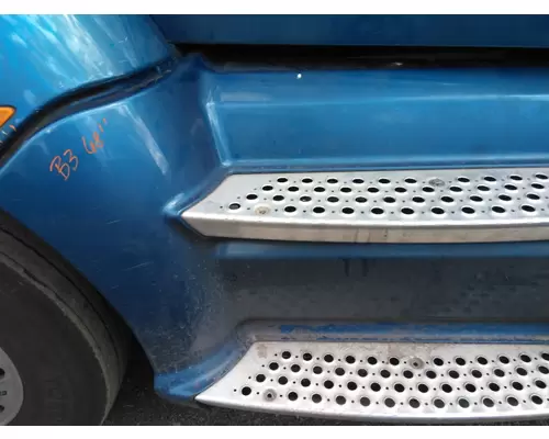 KENWORTH T660 CAB SKIRTSIDE FAIRING