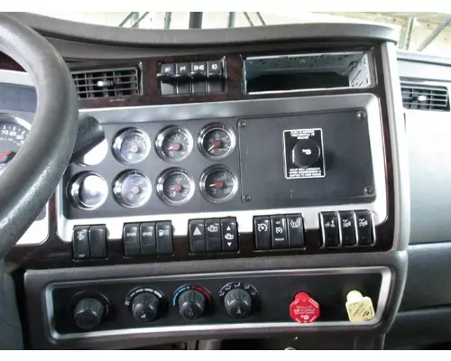 KENWORTH T660 CAB