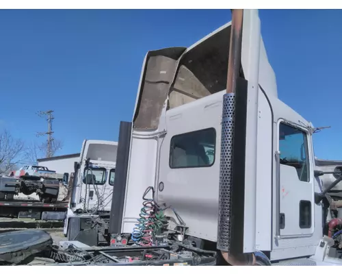 KENWORTH T660 CAB