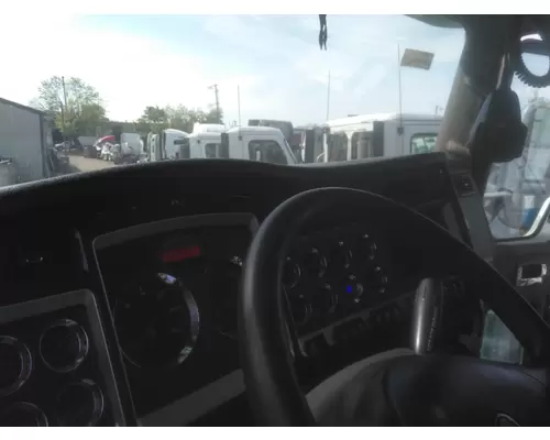 KENWORTH T660 CAB