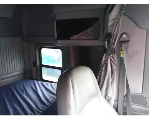 KENWORTH T660 CAB
