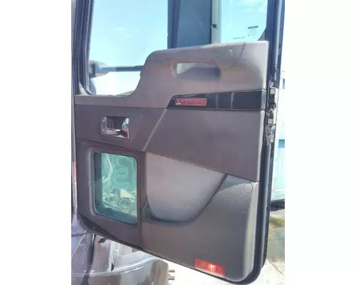 KENWORTH T660 CAB