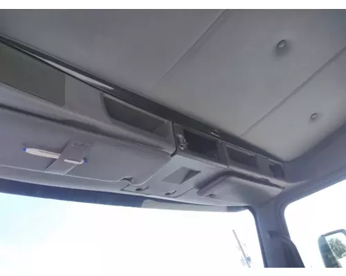KENWORTH T660 CAB