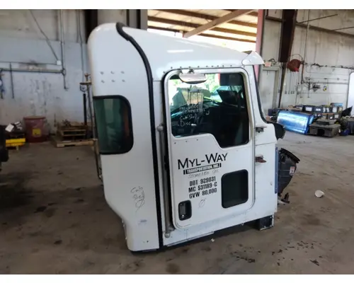 KENWORTH T660 CAB