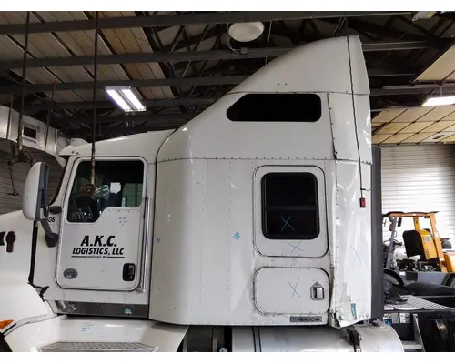 KENWORTH T660 CAB