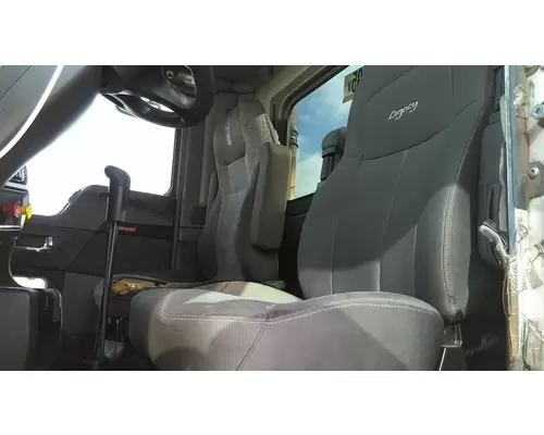 KENWORTH T660 CAB
