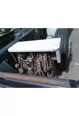KENWORTH T660 CHAIN HANGER