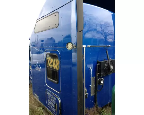 KENWORTH T660 Cab Clip