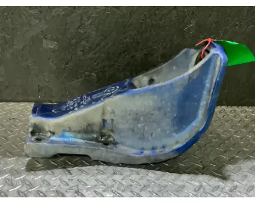 KENWORTH T660 Cab Mount Bracket