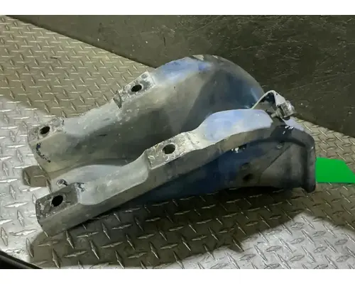 KENWORTH T660 Cab Mount Bracket