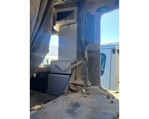 KENWORTH T660 Cab Mount