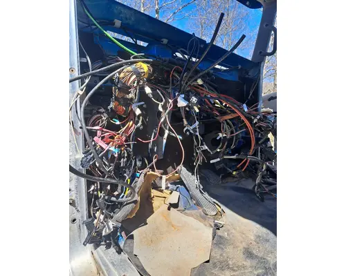 KENWORTH T660 Cab Mount