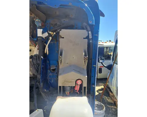 KENWORTH T660 Cab Mount