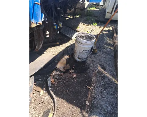 KENWORTH T660 Cab Mount