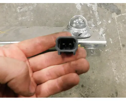 KENWORTH T660 Cab-to-Hood Closure Panels