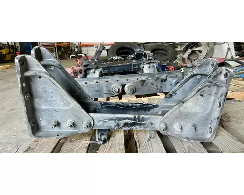 KENWORTH T660 Crossmember