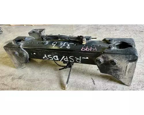 KENWORTH T660 Crossmember