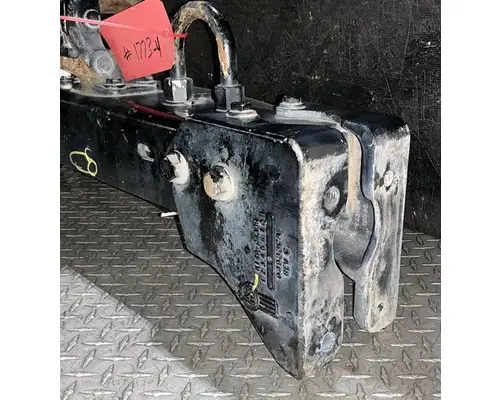 KENWORTH T660 Crossmember
