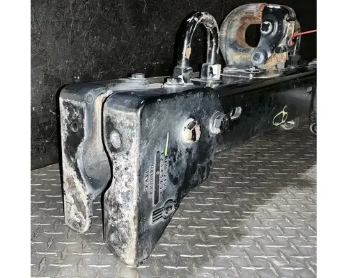 KENWORTH T660 Crossmember