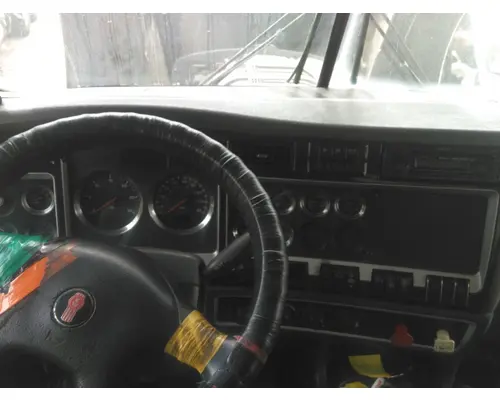 KENWORTH T660 DASH ASSEMBLY