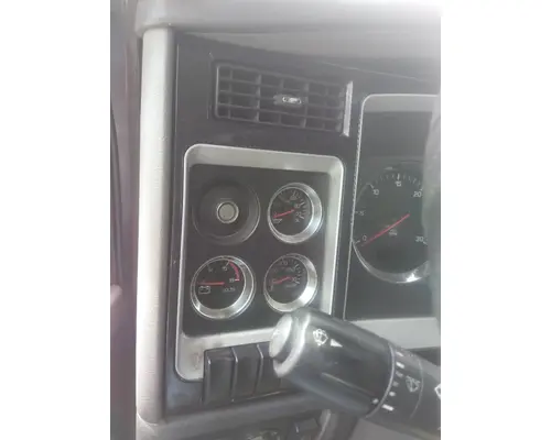KENWORTH T660 DASH ASSEMBLY