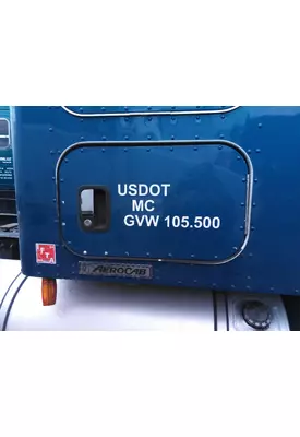 KENWORTH T660 DOOR, COMPARTMENT