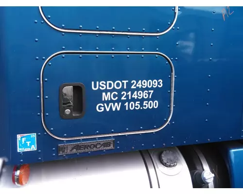 KENWORTH T660 DOOR, COMPARTMENT