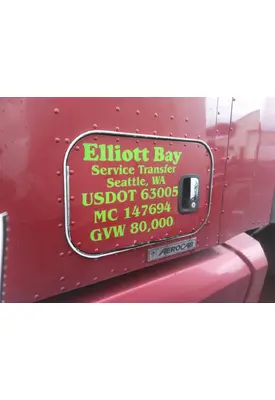 KENWORTH T660 DOOR, COMPARTMENT