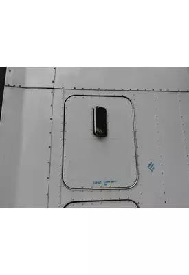 KENWORTH T660 DOOR, COMPARTMENT