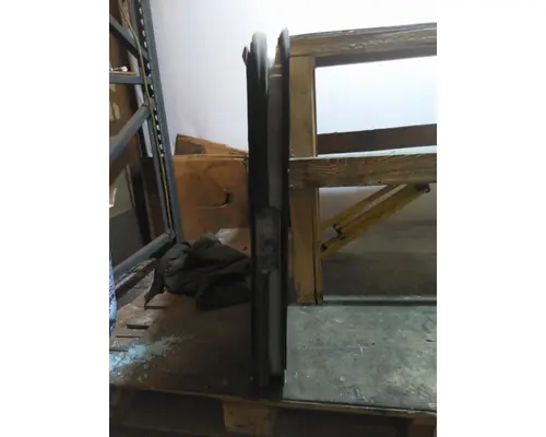 KENWORTH T660 DOOR ASSEMBLY, REAR OR BACK