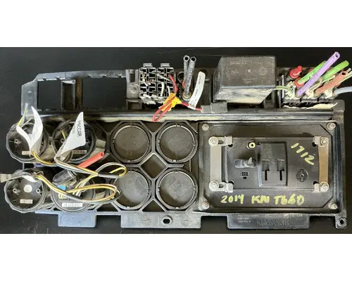 KENWORTH T660 Dash Panel