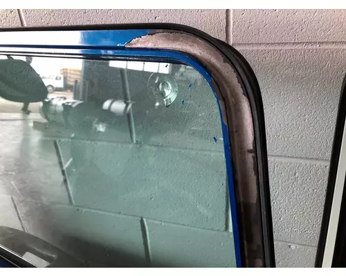 KENWORTH T660 Door Assembly, Front