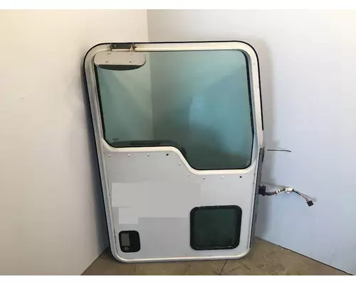 KENWORTH T660 Door Assembly, Front