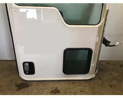 KENWORTH T660 Door Assembly, Front