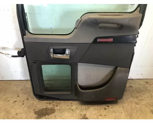 KENWORTH T660 Door Assembly, Front