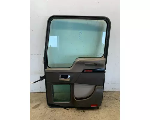 KENWORTH T660 Door Assembly, Front