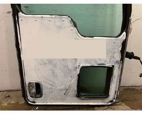 KENWORTH T660 Door Assembly, Front