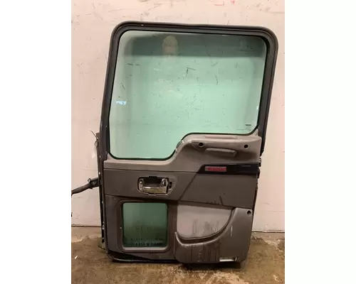 KENWORTH T660 Door Assembly, Front