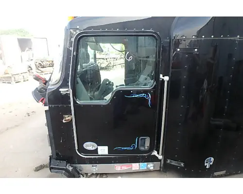 KENWORTH T660 Door Assembly, Front