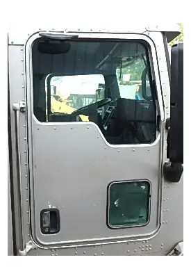 KENWORTH T660 Door Assembly, Front