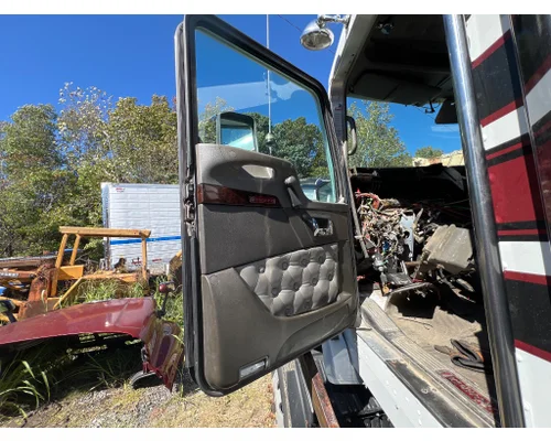 KENWORTH T660 Door Assembly, Front