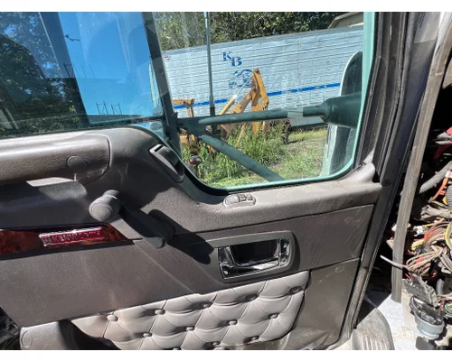 KENWORTH T660 Door Assembly, Front
