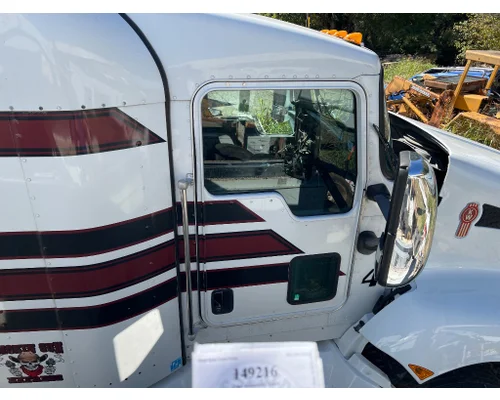 KENWORTH T660 Door Assembly, Front