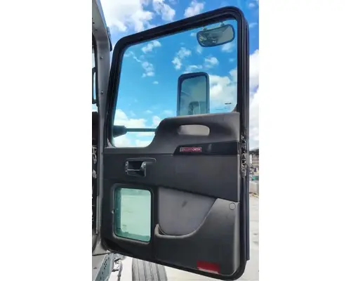 KENWORTH T660 Door Assembly, Front