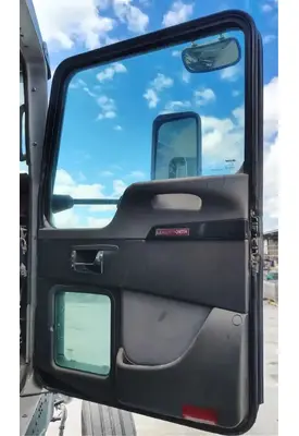 KENWORTH T660 Door Assembly, Front