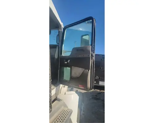 KENWORTH T660 Door Assembly, Front