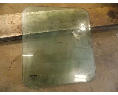 KENWORTH T660 Door Glass, Front