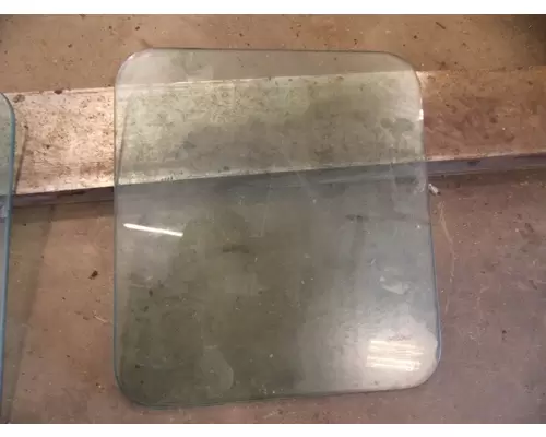 KENWORTH T660 Door Glass, Front